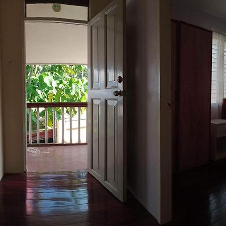 Downtown Area 2 Bedroom Apartment Puerto Princesa Exterior photo